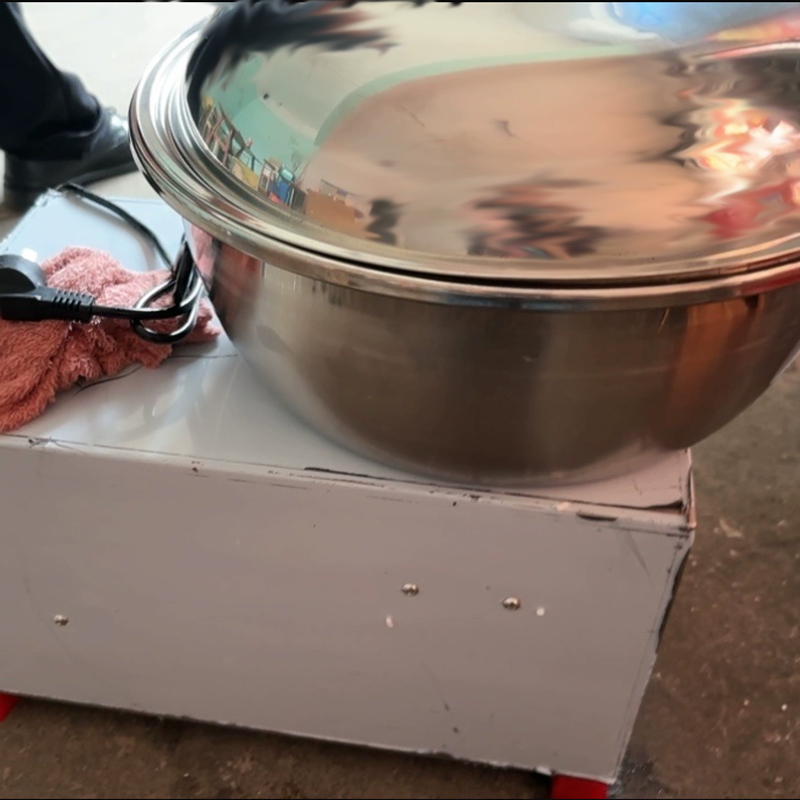 Pasta Machine Electric - เครื่องผสมแป้ง เครื่องนวดแป้ง เครื่องผสมอาหารไฟฟ้า 220V เครื่องสับเนื้อ เครื่องผสมพาสต้า